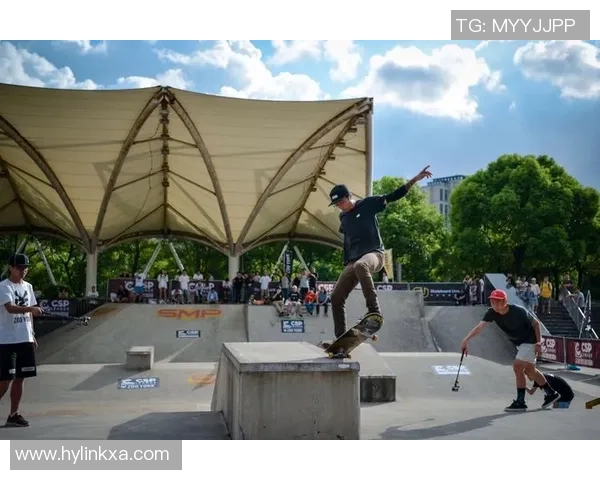 与滑板女王王敏的对话：探索她的滑板生涯与梦想之路