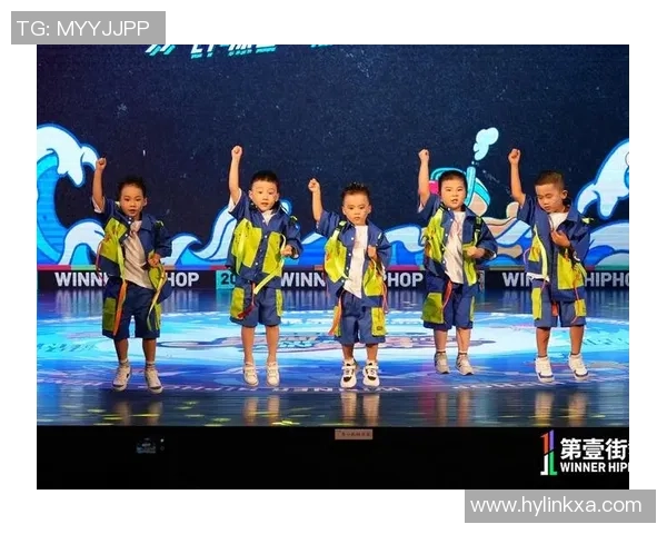 南京街舞队灵活性揭秘：街舞巨献带你领略舞动的魅力与激情