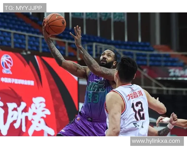 东莞与山东高速激战正酣比赛结果揭晓引发球迷热议 东莞与山东高速激战正酣比赛结果揭晓引发球迷热议